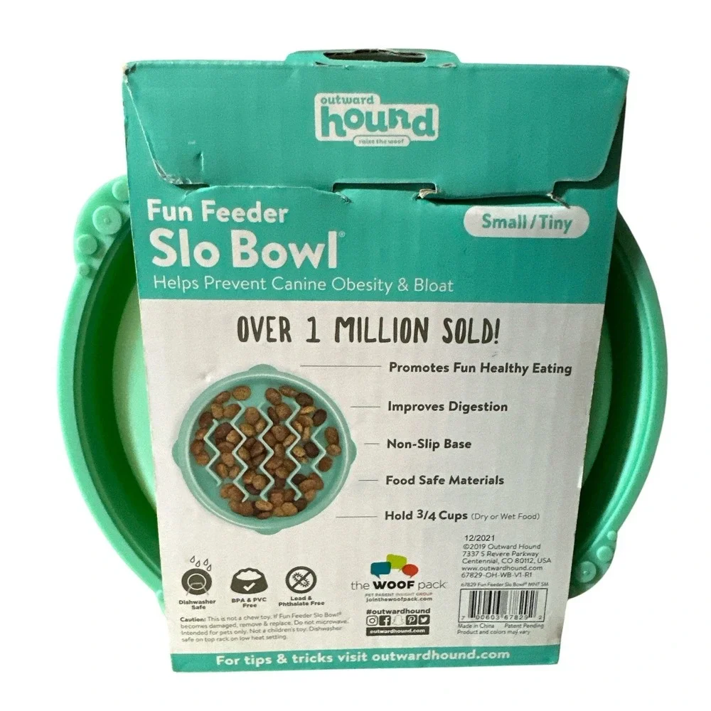 Outward Hound Fun Feeder Slo Bowl Dog Small/Tiny Mint Green Slow Feeder‎ NIB